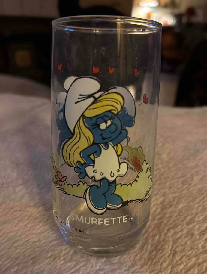 Vintage 1982 Smurfette Collector's Glass Tumbler