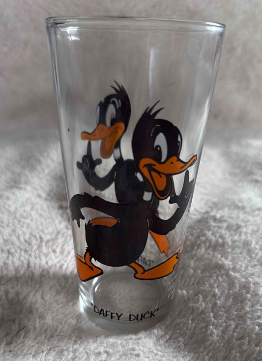 1973 Vintage Pepsi Collectible Looney Tunes Glass Tumbler "Daffy Duck"