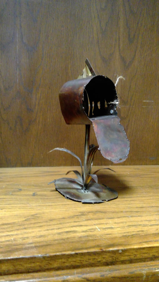 Hand welded Mailbox