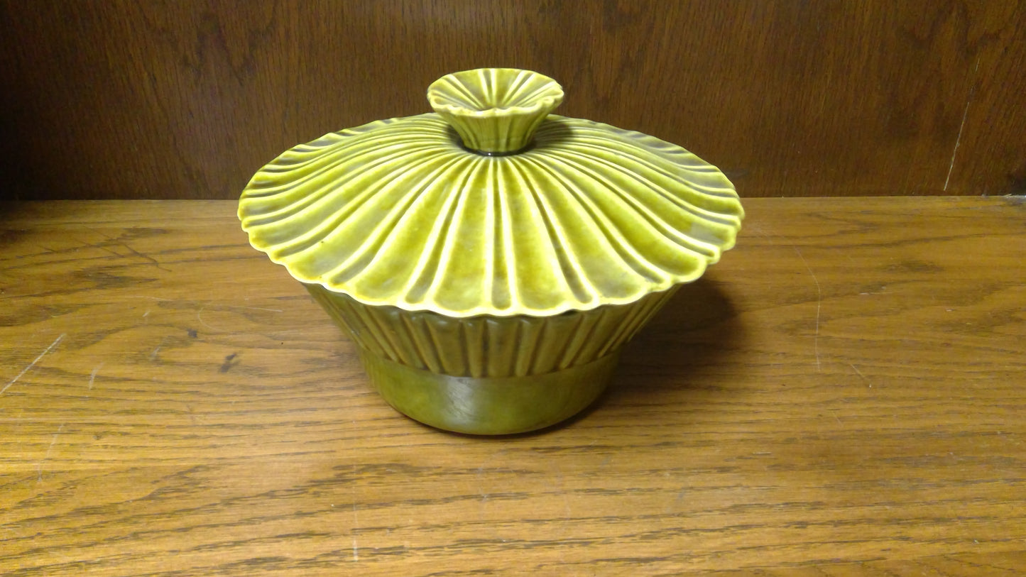 Green cermic Serving dish