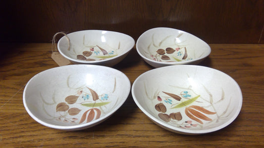 Vintage Bowls 4pc Set