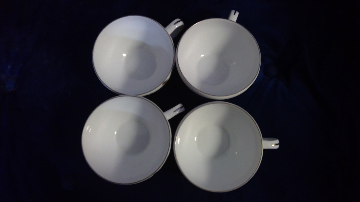 4pcs Black and white Floral Teacups