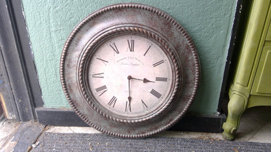 Rustic/Distressed style clock