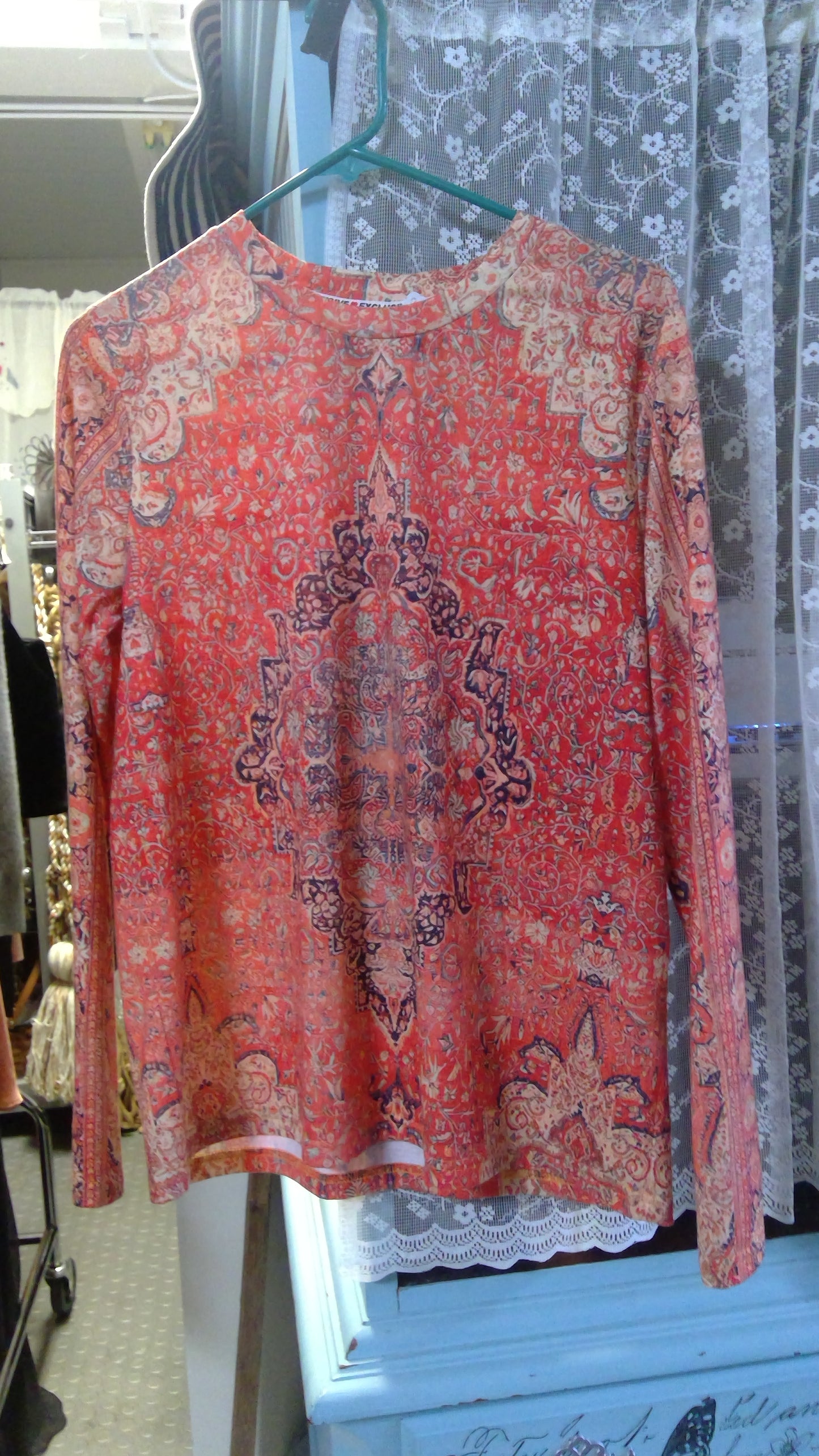 Exlusive Pattern top
