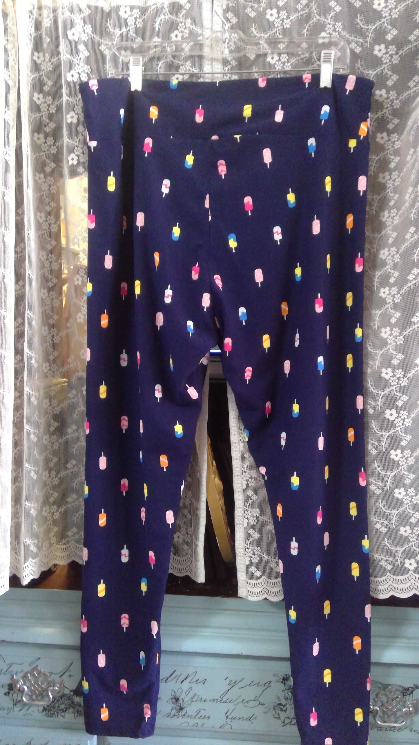 Lulu Rue Patterned Leggings