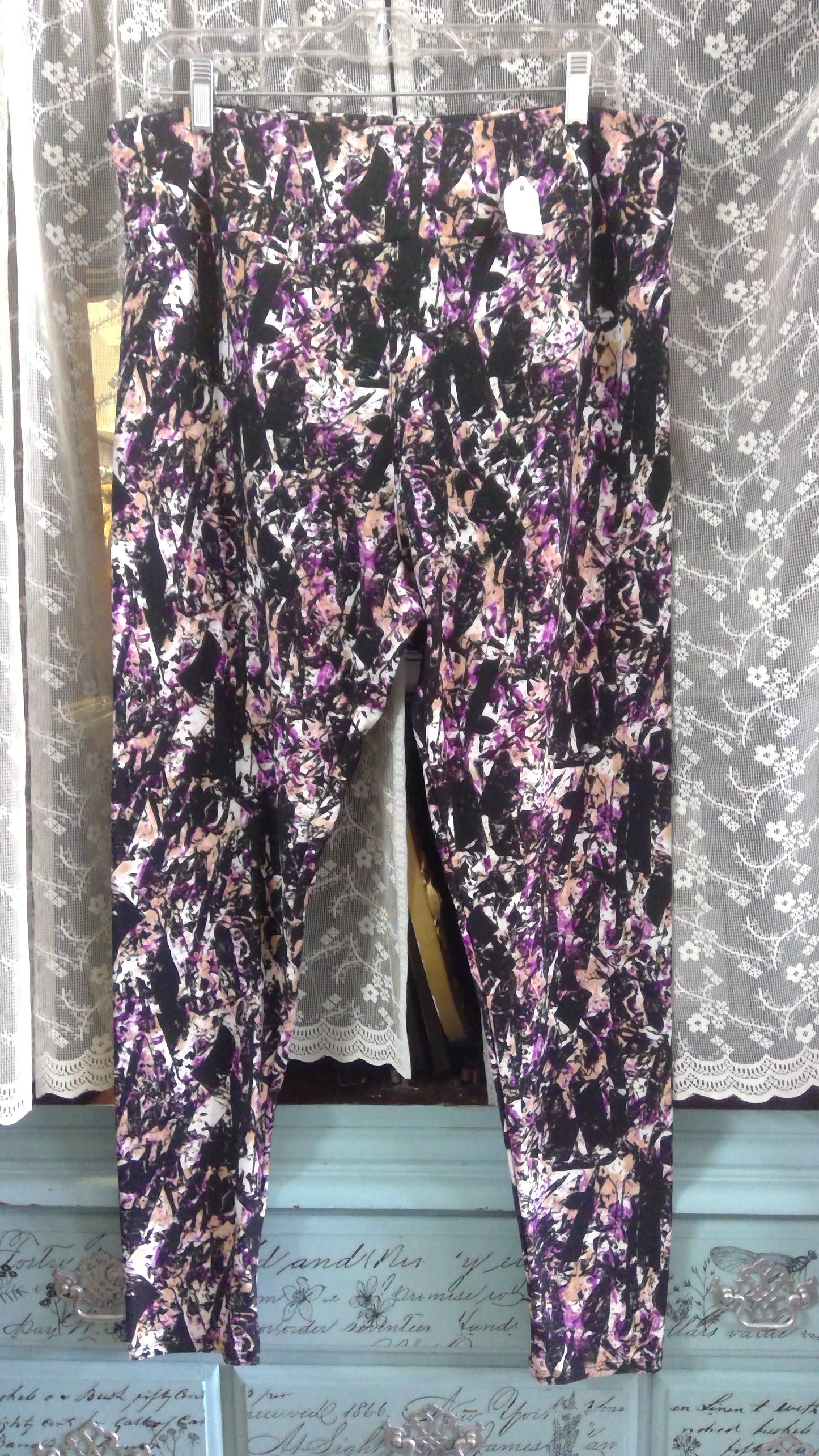 Lulu Rue Patterned Leggings