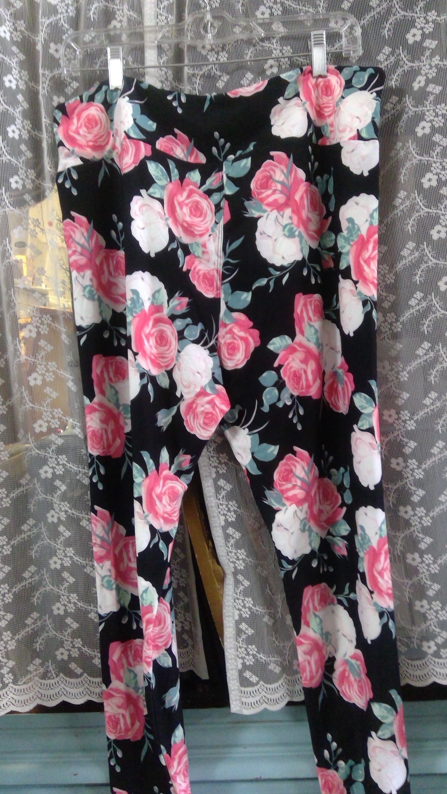 Lulu Rue Patterned Leggings
