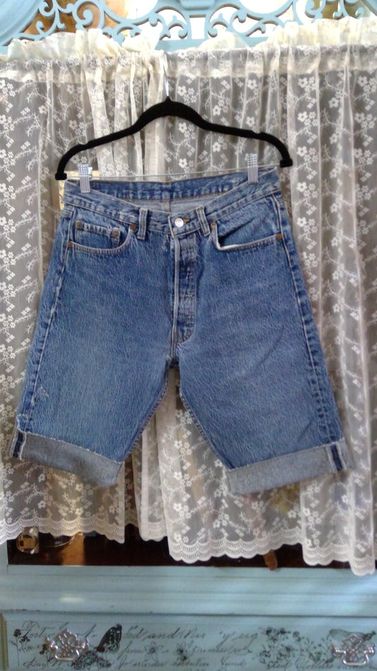 Levi's Jorts