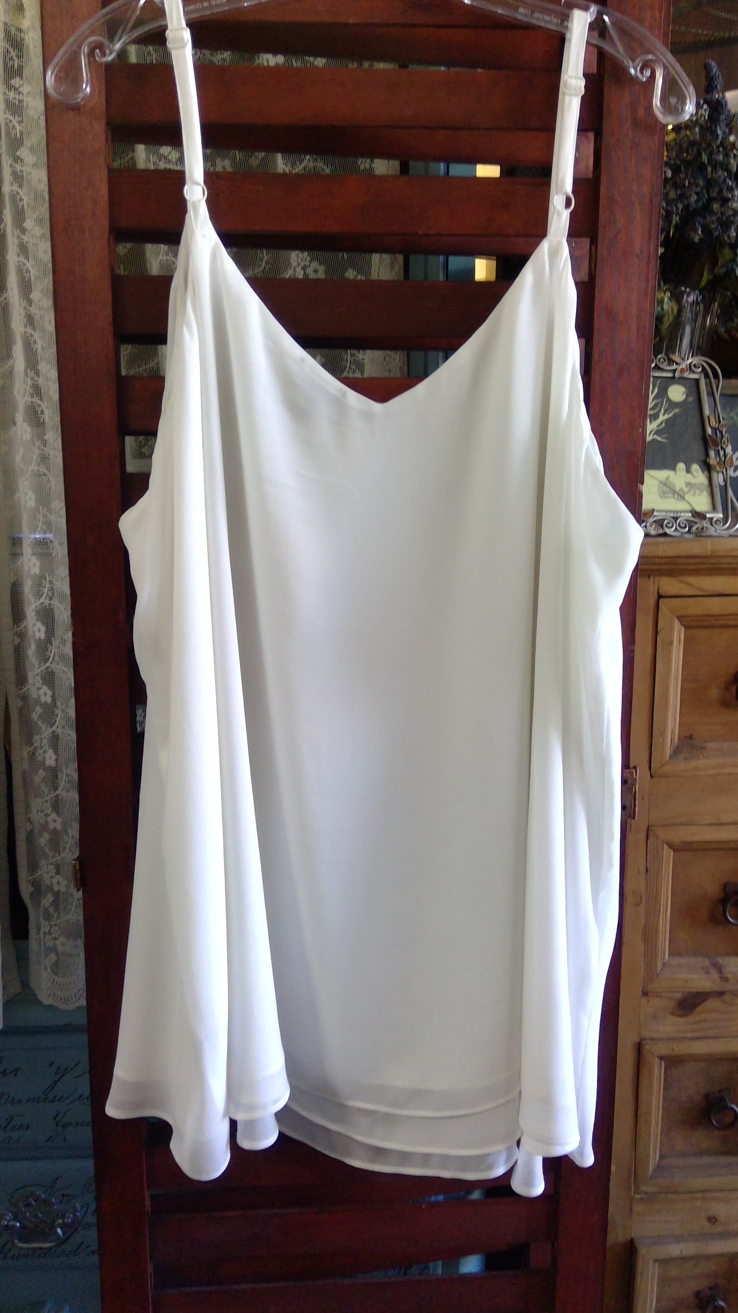Flowy White Spaghetti Strap Tank | Torrid | Size 4 | Lightweight & Breezy