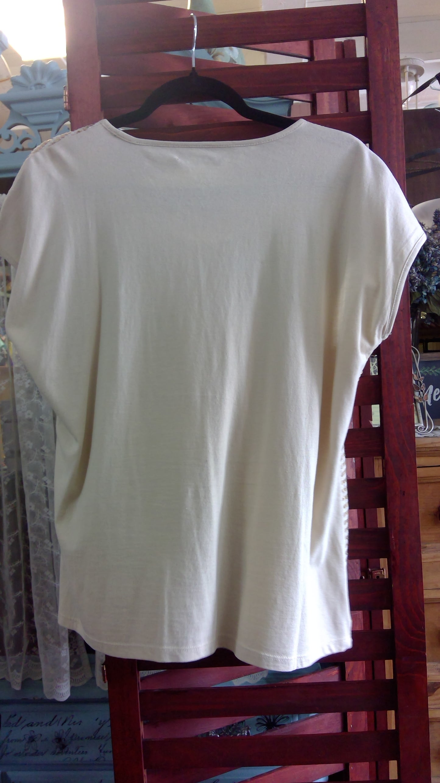 White & Gold Sequin Stripe Top | Chico’s | Sparkle Detail | Size L