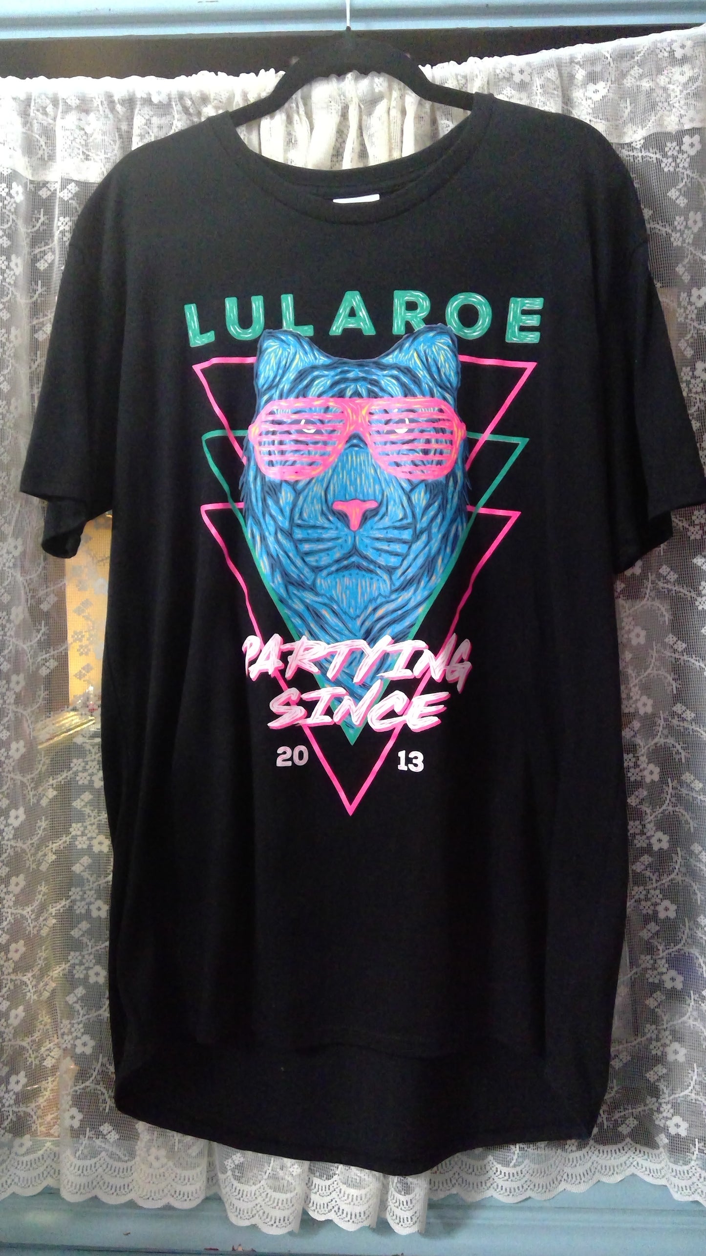 LuLaRoe “Partying Since 2013” Tiger Graphic Tee | Aviator Tiger | Size L