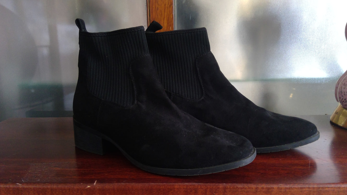 Black Stretch Ankle Boots | Reaction | Women’s 8.5 | 2010s