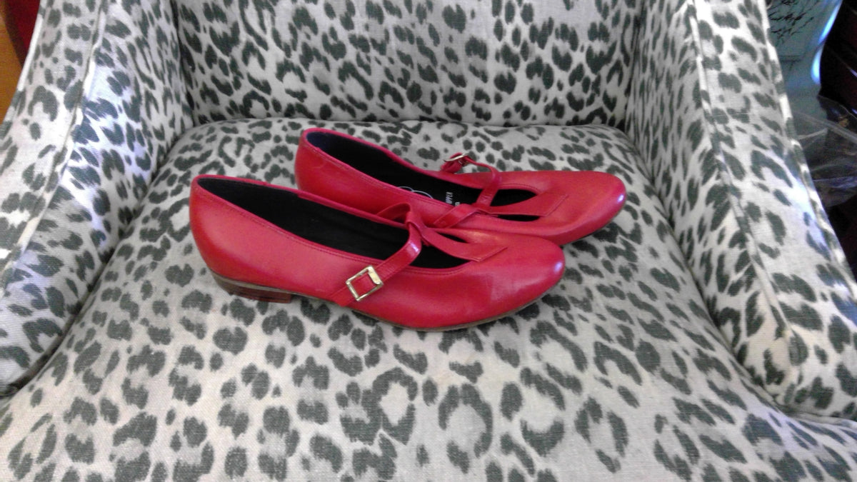 Barbette’s Dancewear Red Leather Women’s Dance Shoes – Size 7.5