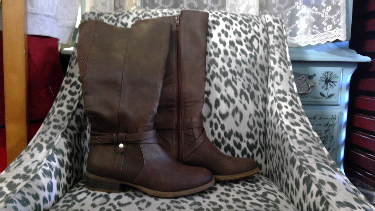 LifeStride Xtrovert Brown Leather Riding Boots with Knit Back – Size 7
