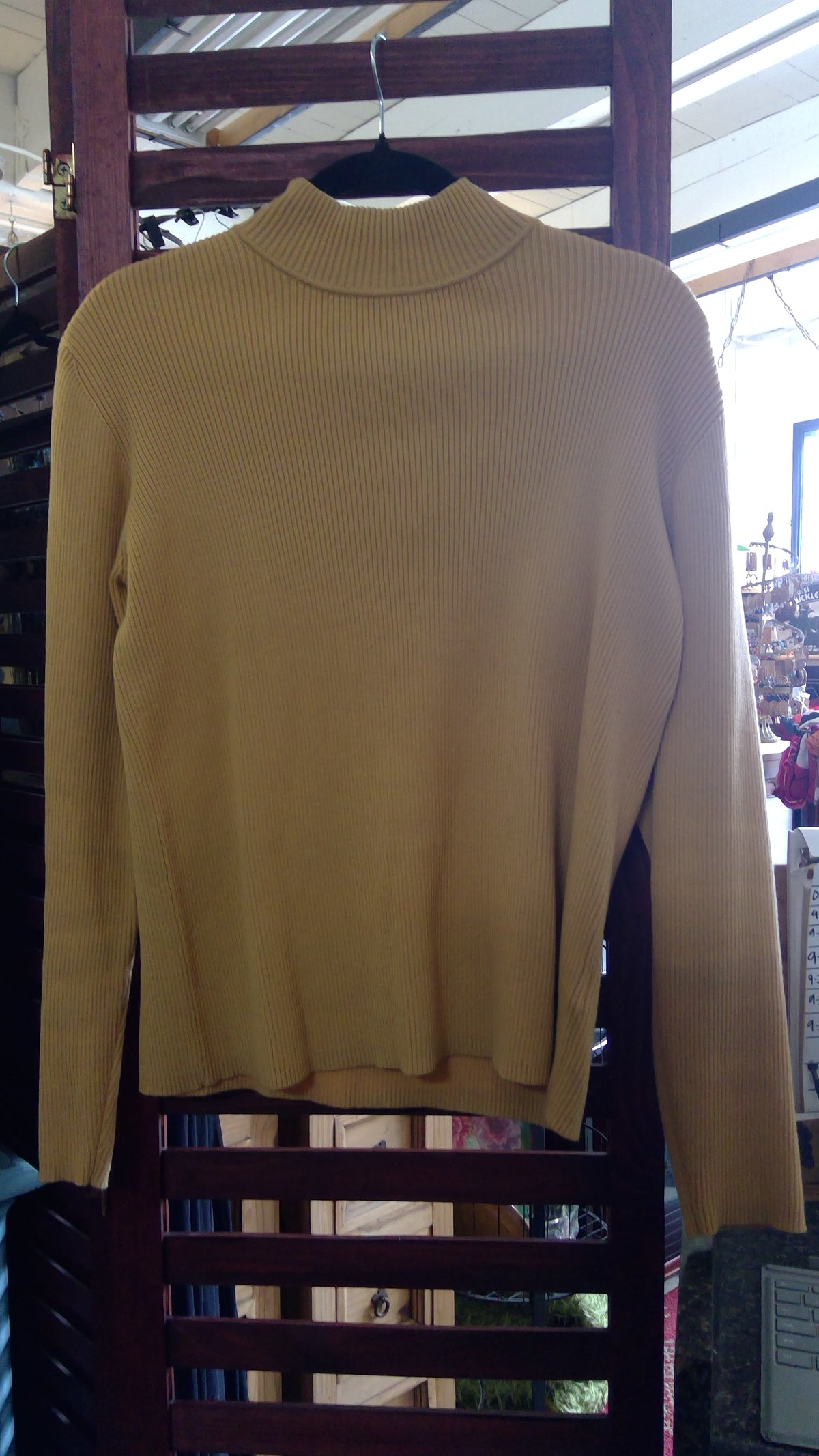 Jones Wear Sport Yellow 100% Cotton Sweater – Size Large