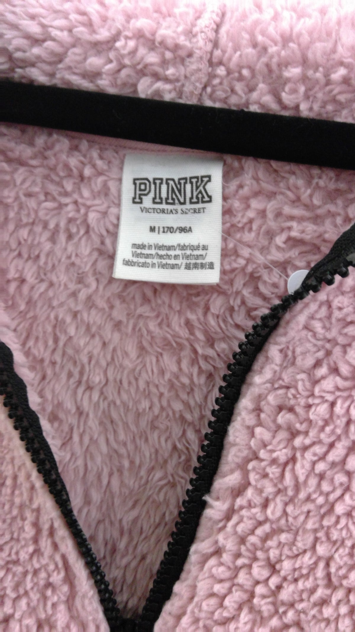 Victoria’s Secret PINK 2010s Light Pink Fluffy Pullover Hoodie – Size M