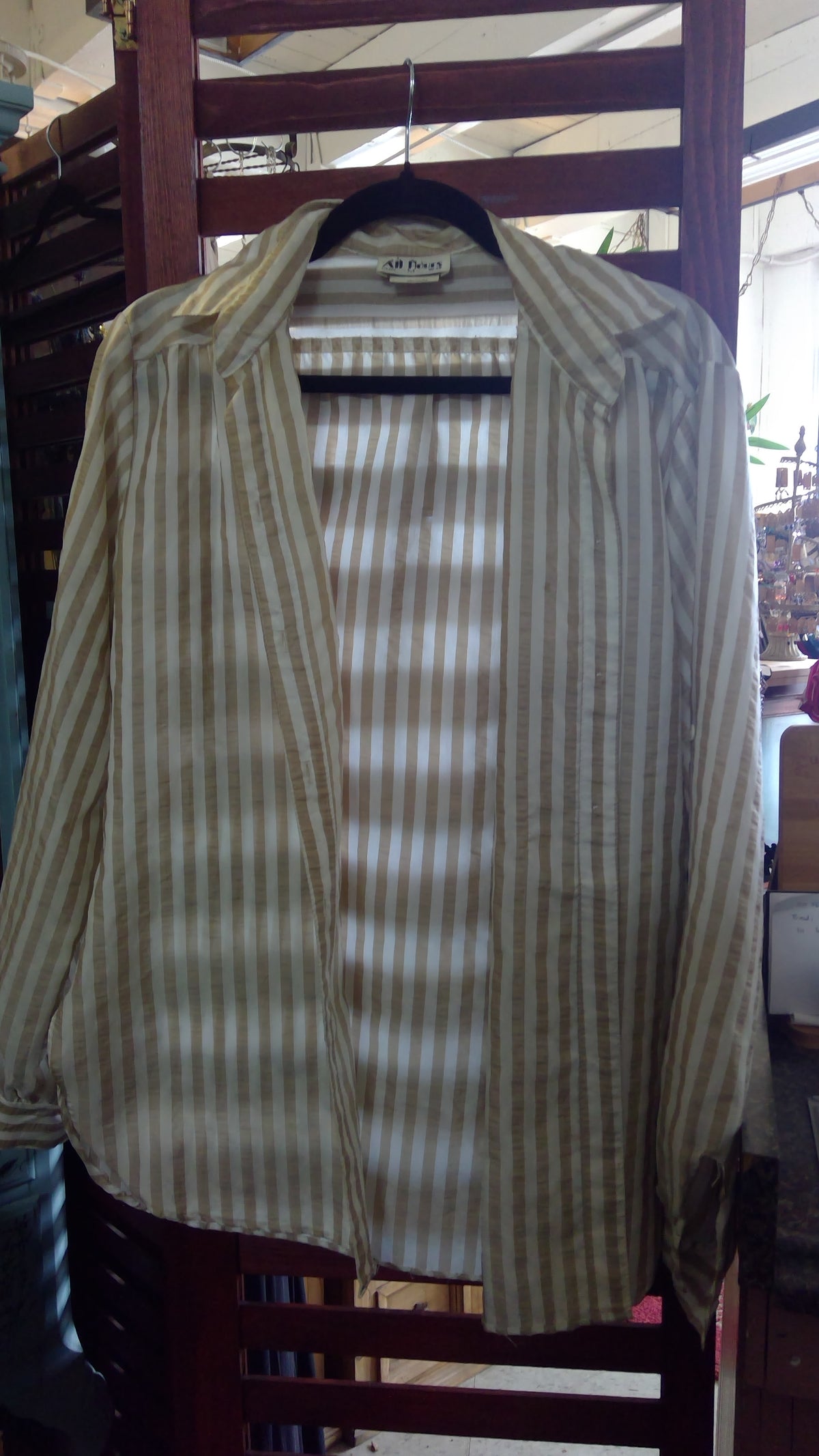 All Hours 2000s Brown & White Striped Button-Up Shirt – Size M
