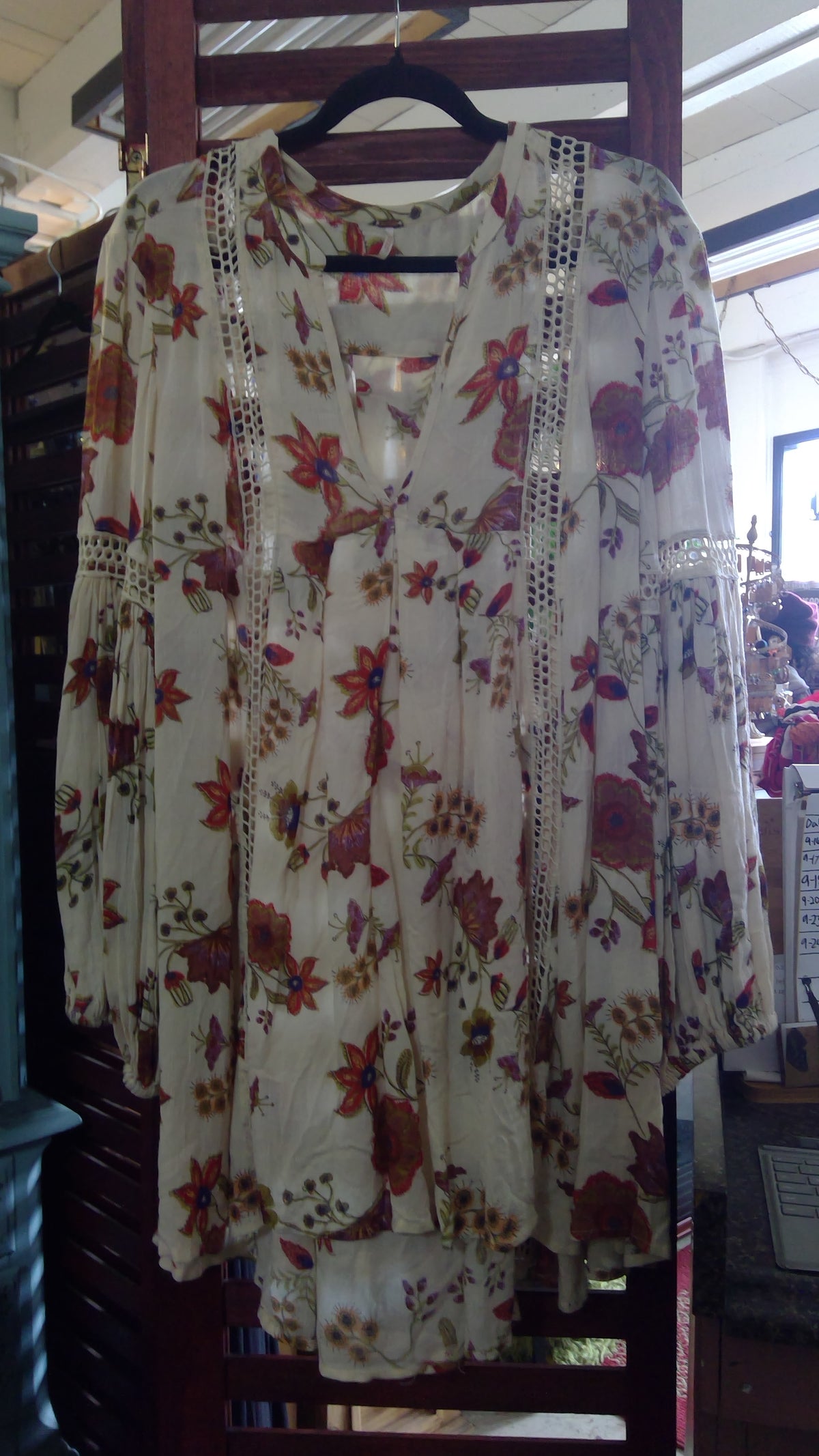 Free People “Just the Two of Us” Ivory Floral Tunic – Medium