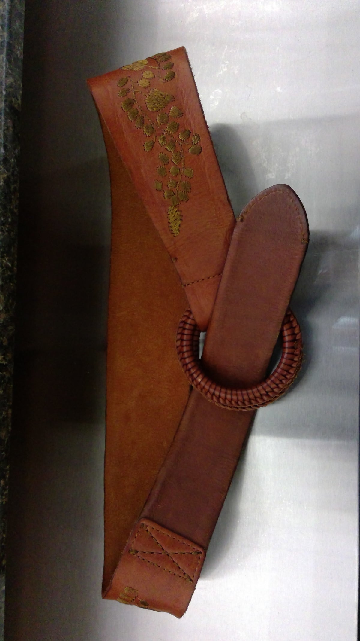 Abercrombie & Fitch 2000s Brown Embossed Leather Belt – Size Medium