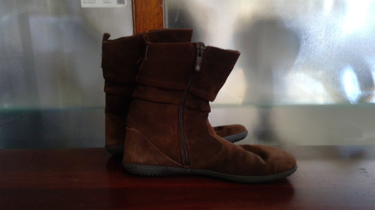 Groundies Brown Suede Slouch Boots – Size 8, Warm Wool Lining