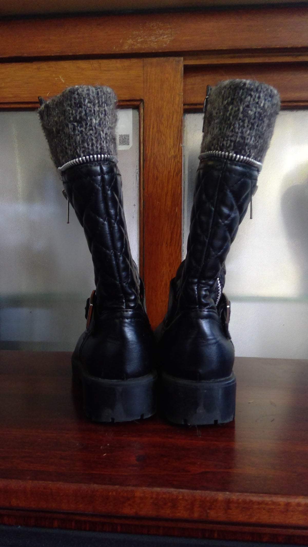 BCBG Girls Quilted Boots – Size 1, Knit Trim & Buckle Detail