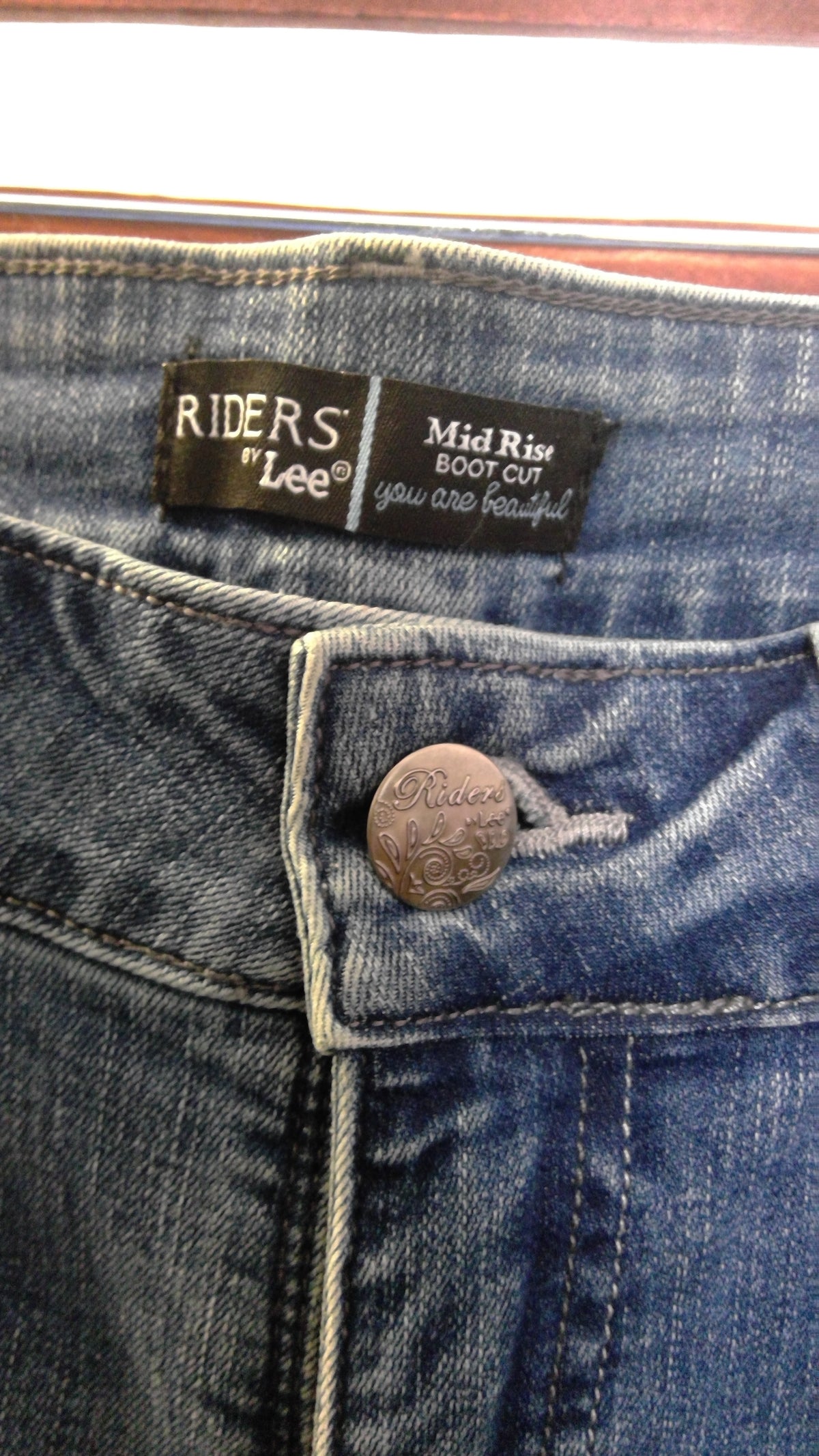 Riders by Lee Mid-Rise Bootcut Blue Jeans – Size 16