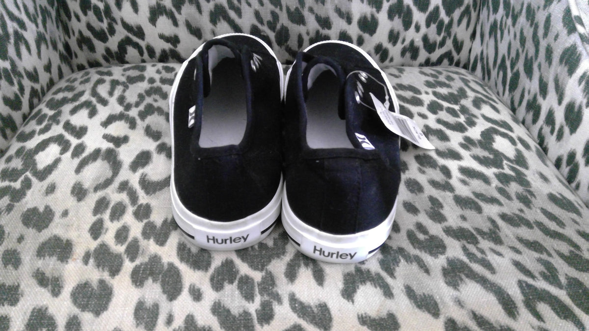 Hurley Women’s Slip-On Canvas Sneakers – Size 6 NWT