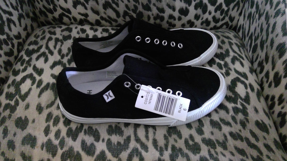 Hurley Women’s Slip-On Canvas Sneakers – Size 6 NWT