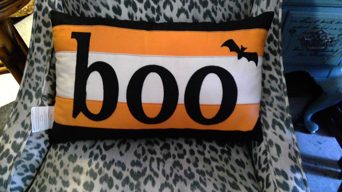 Plow & Hearth Halloween “BOO” Throw Pillow