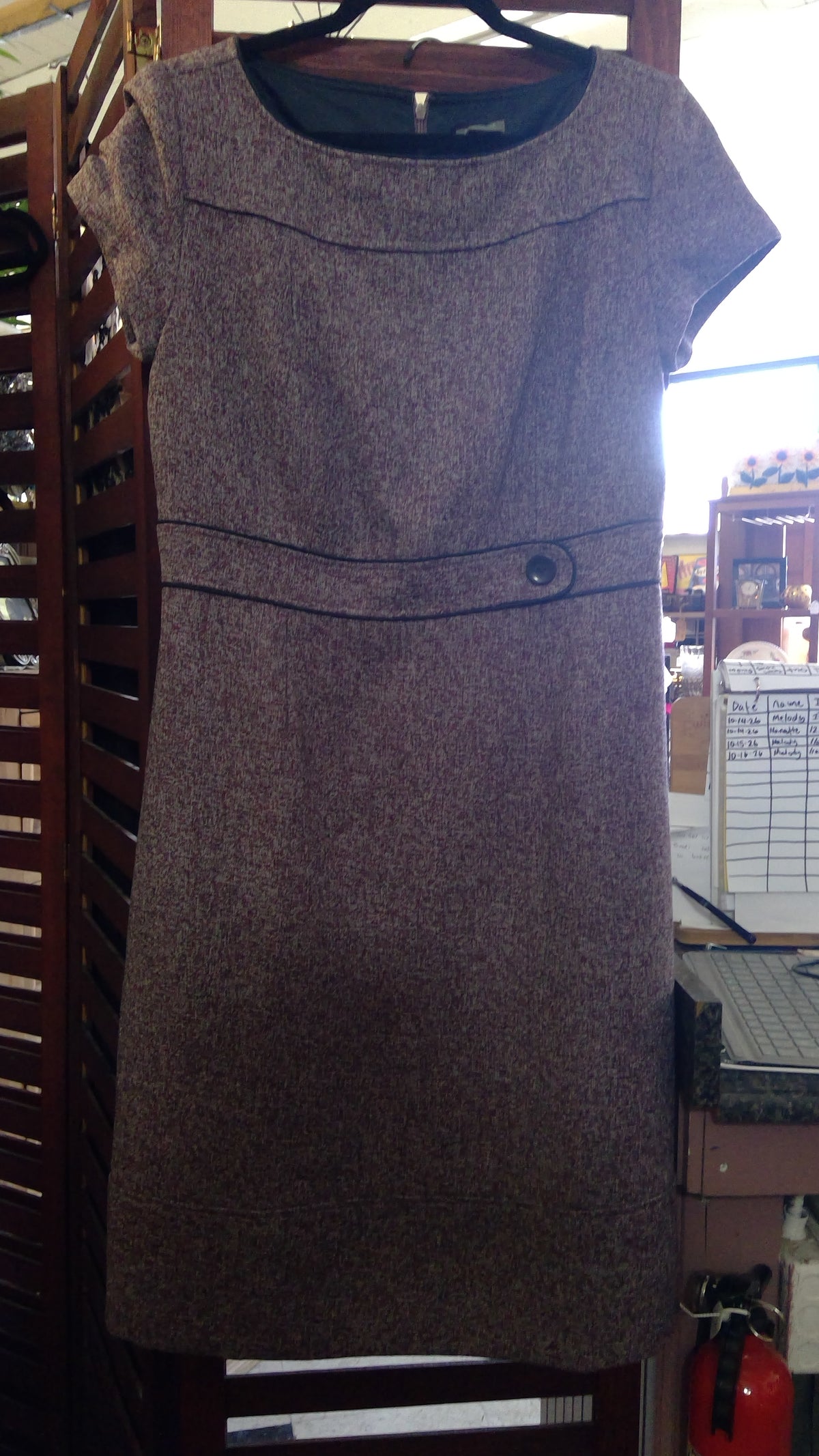 Ann Taylor Mauve Tweed Sheath Dress – Size 10, Faux Button Waist