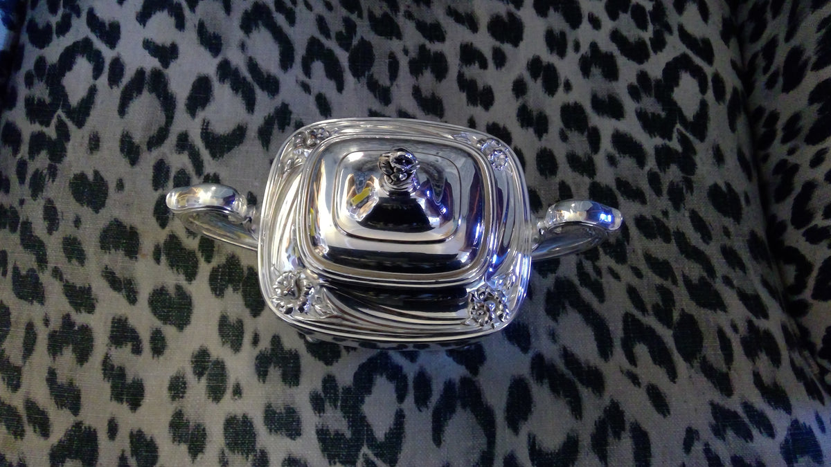 Vintage 1950s Rogers Bros. Daffodil Silver-Plated Sugar Bowl – Pattern 9903