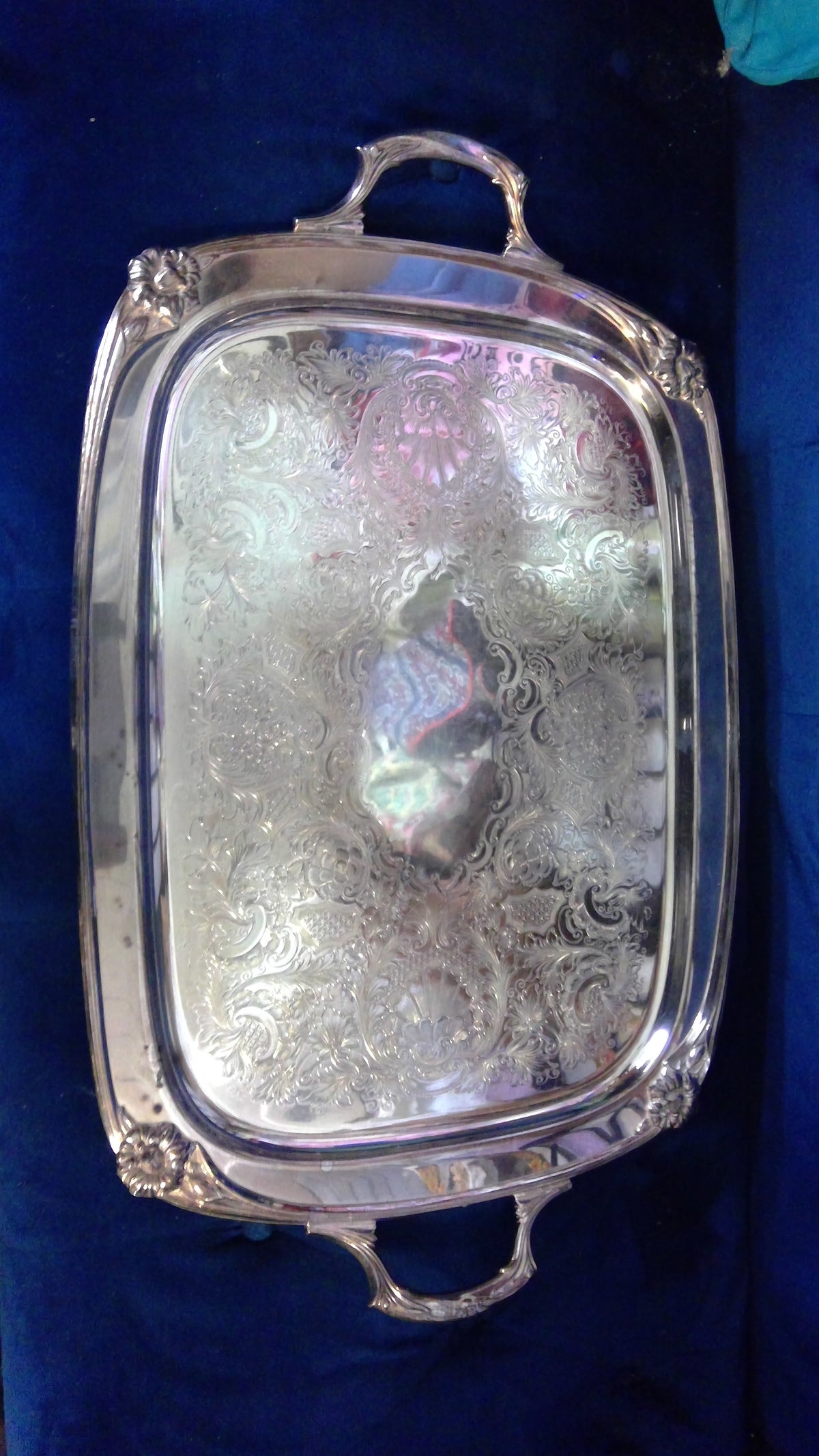 Vintage 1950s Rogers Bros. Daffodil Silver-Plated Serving Tray – 22" x 17"