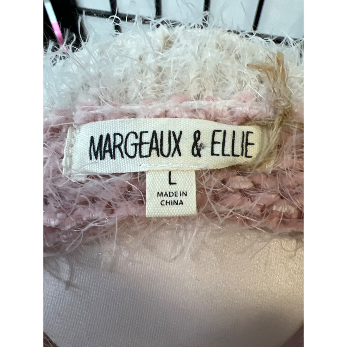 Margaux & Ellie V-Neck Sweater Pink & Cream Striped Size Large