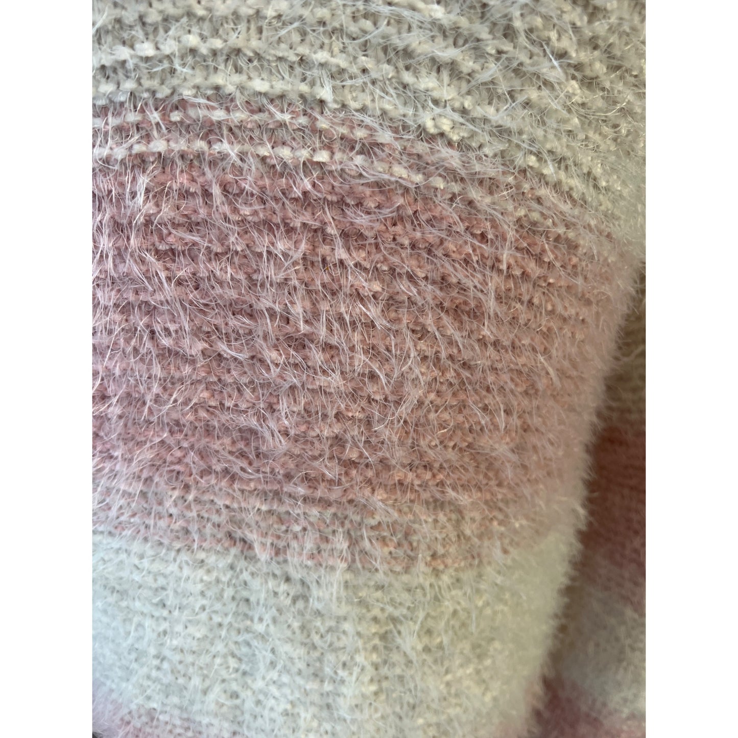 Margaux & Ellie V-Neck Sweater Pink & Cream Striped Size Large