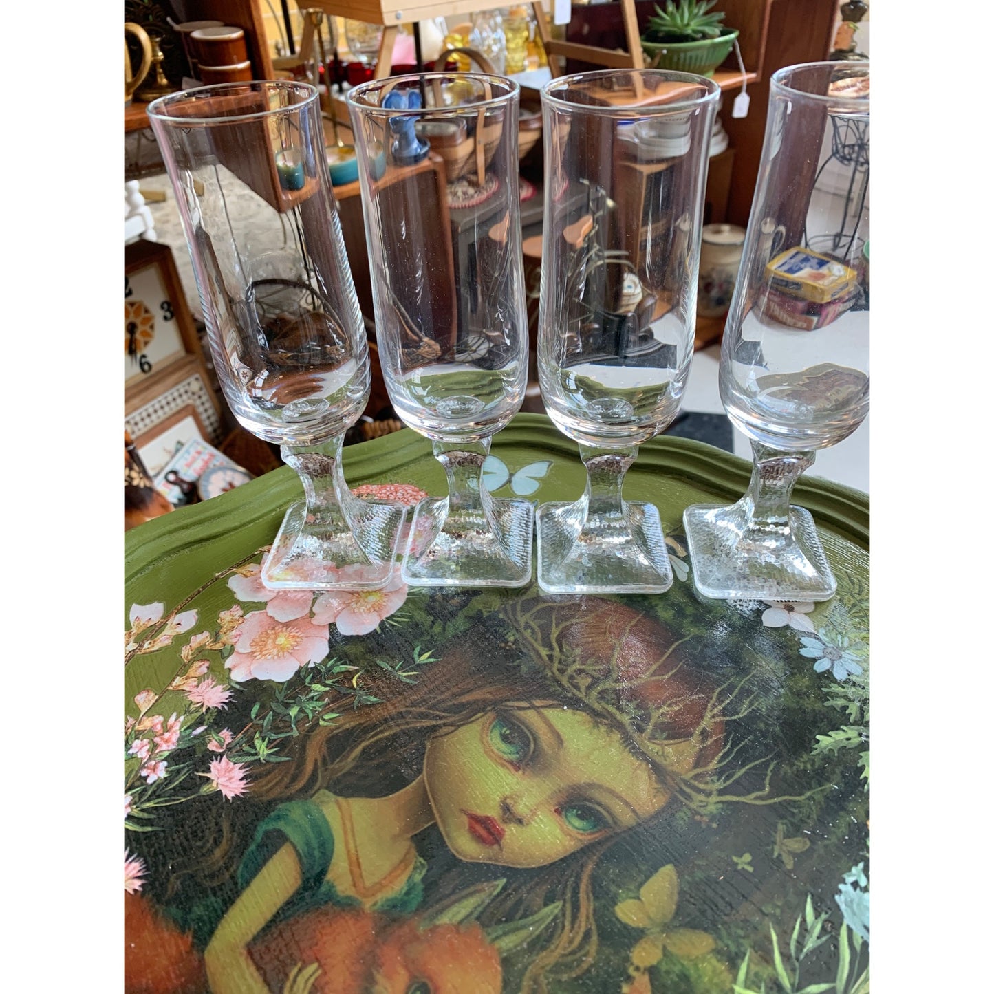 Clear Vintage Champagne Drinking Glasses Set of 4