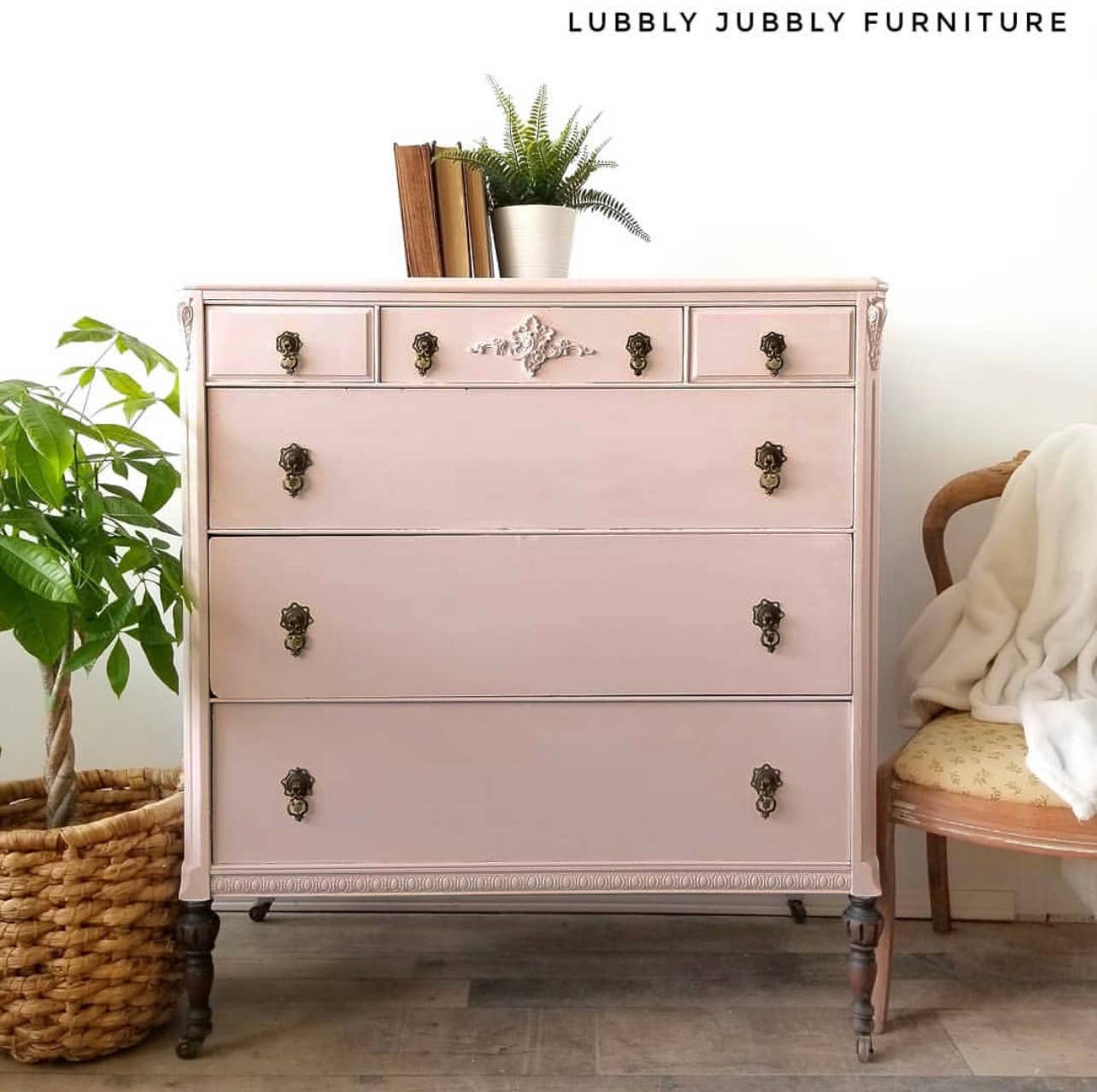 Country Chic Paint - Enchanted - Chalk Style Paint for Furniture & Home Decor: Pint (16 oz)