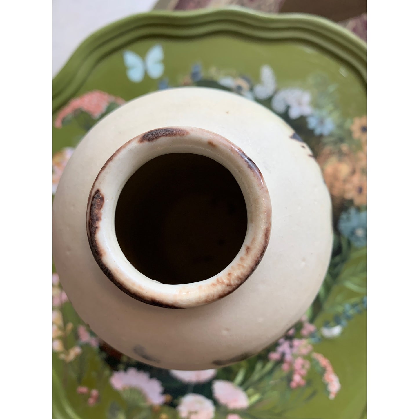 Vintage Signed Studio Pottery 8” 1/2” tall