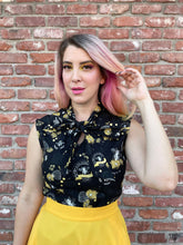 Load image into Gallery viewer, Bee Kind Bow Top
