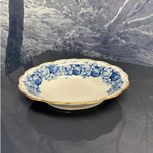 Load image into Gallery viewer, Shumann Bavaria China Oval Bowl
