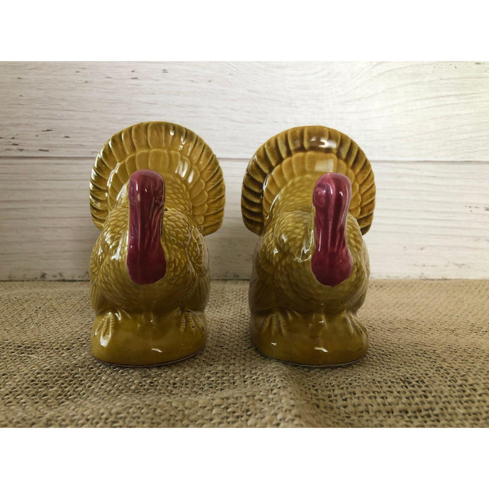 Vintage Lefton Ceramic Turkey Salt and Pepper Shakers Red and Yellow, Vintage Serveware, Thanksgiving Décor