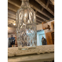 Load image into Gallery viewer, Glass Diamond Bottom Tall Decanter
