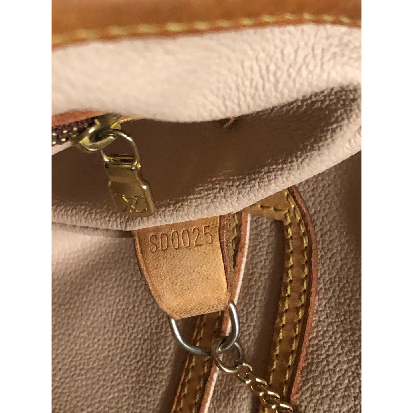 Huarache Studios Leather Studded Purse