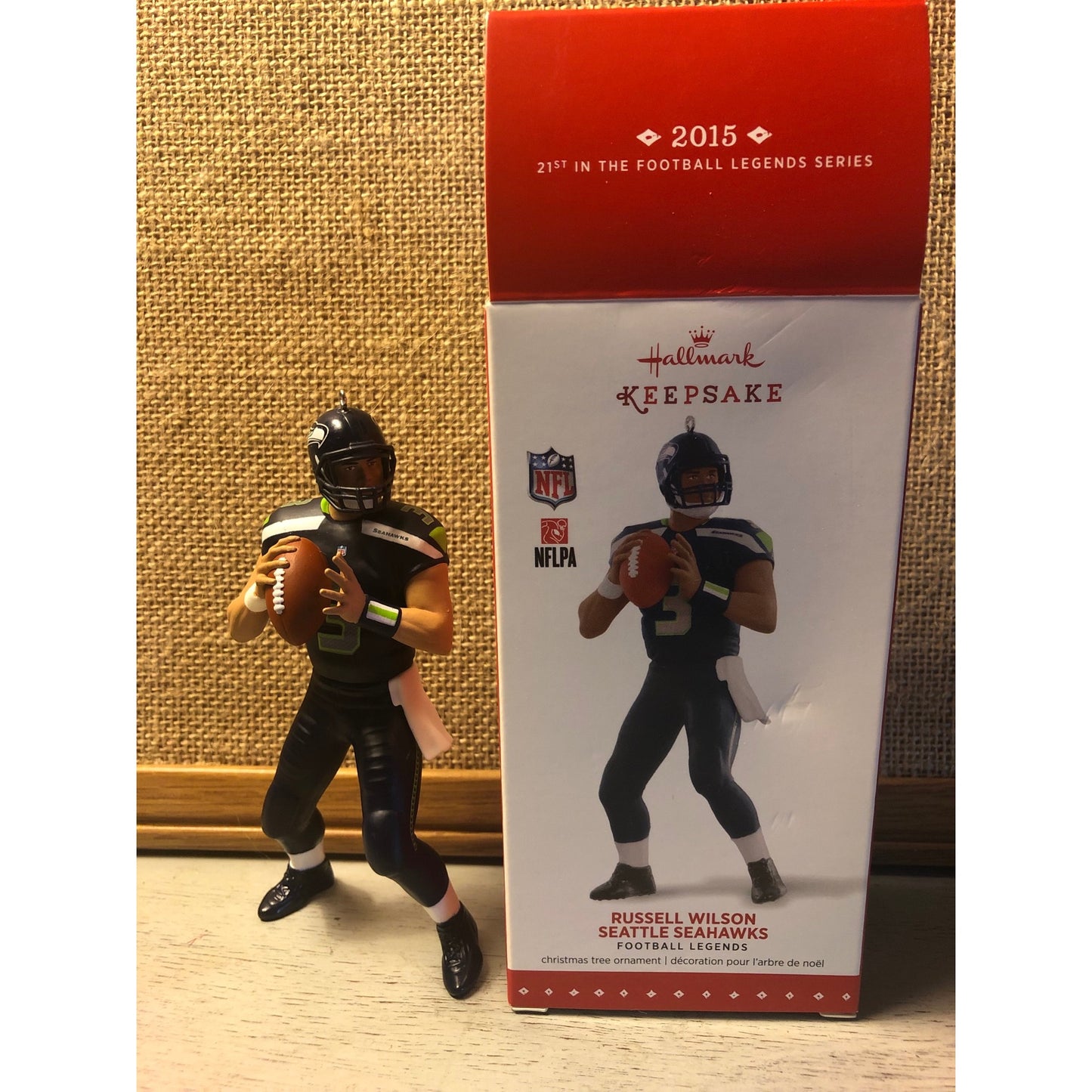 2015 Russell Wilson SEATTLE SEAHAWKS Hallmark Keepsake Ornament NFL Football In Box