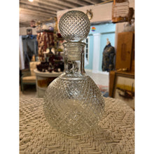 Load image into Gallery viewer, Glass Rounded Diamond Cut Decanter
