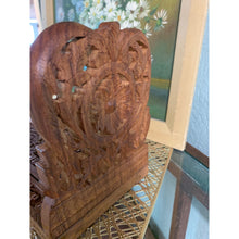 Load image into Gallery viewer, Vintage Carved wood Book Ends
