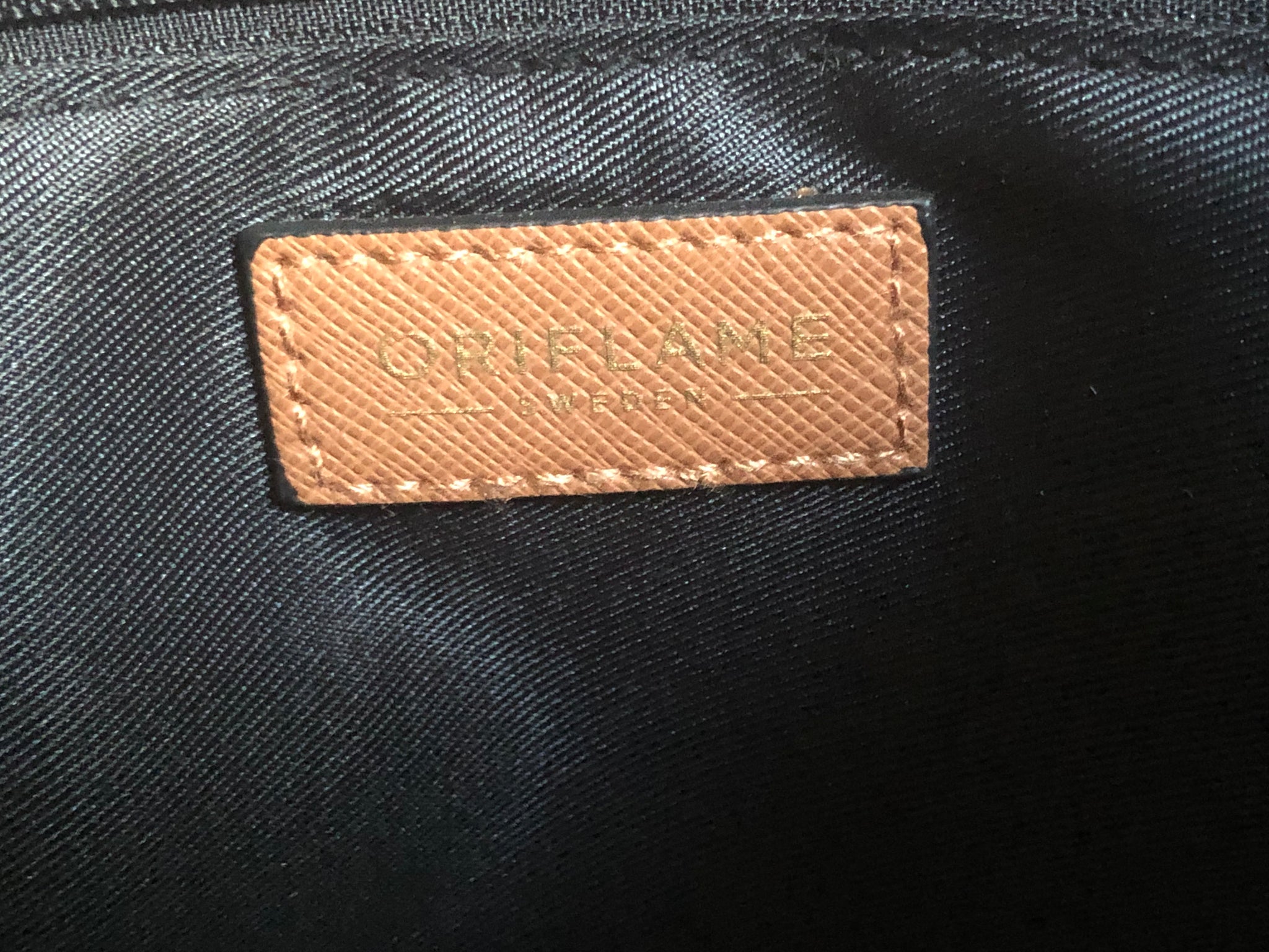 Louis Vuitton Clasp -  Sweden