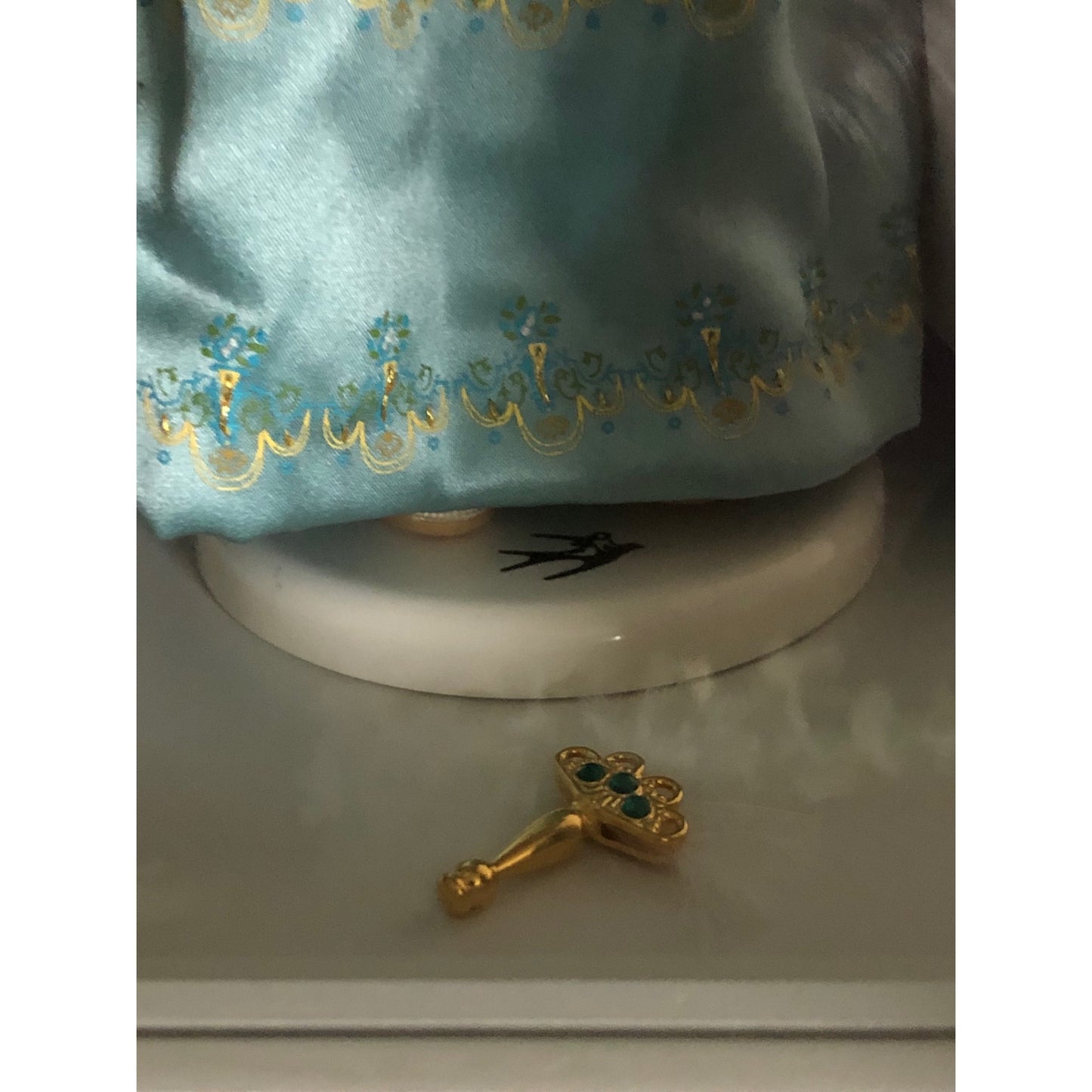 American Girl Cecile: Gates of Gold Includes Doll, Book and Wooden Case