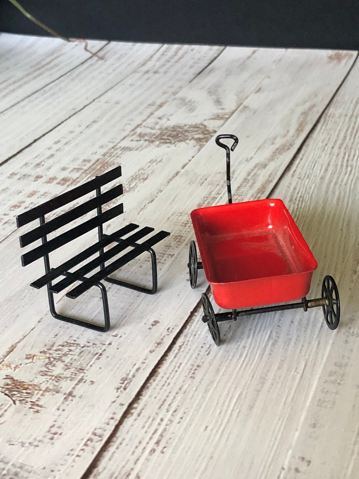 Miniature Dollhouse Metal Park Bench and Toy Wagon with Handle Set