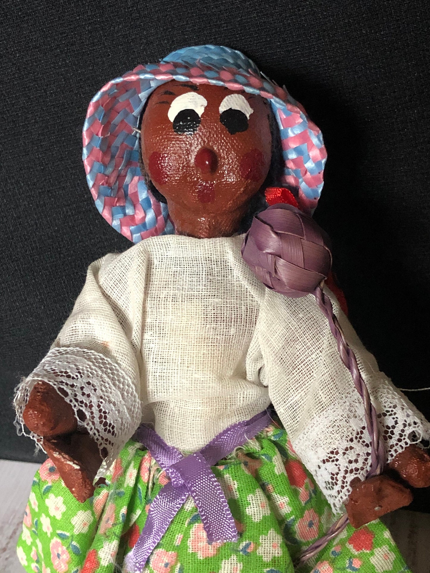 Vintage Mexico Souvenir Oil Cloth Dolls, Mexican Folk Art Doll Set with Straw Sombreros, Spanish Man & Woman Cultural Dolls, Unique Couple