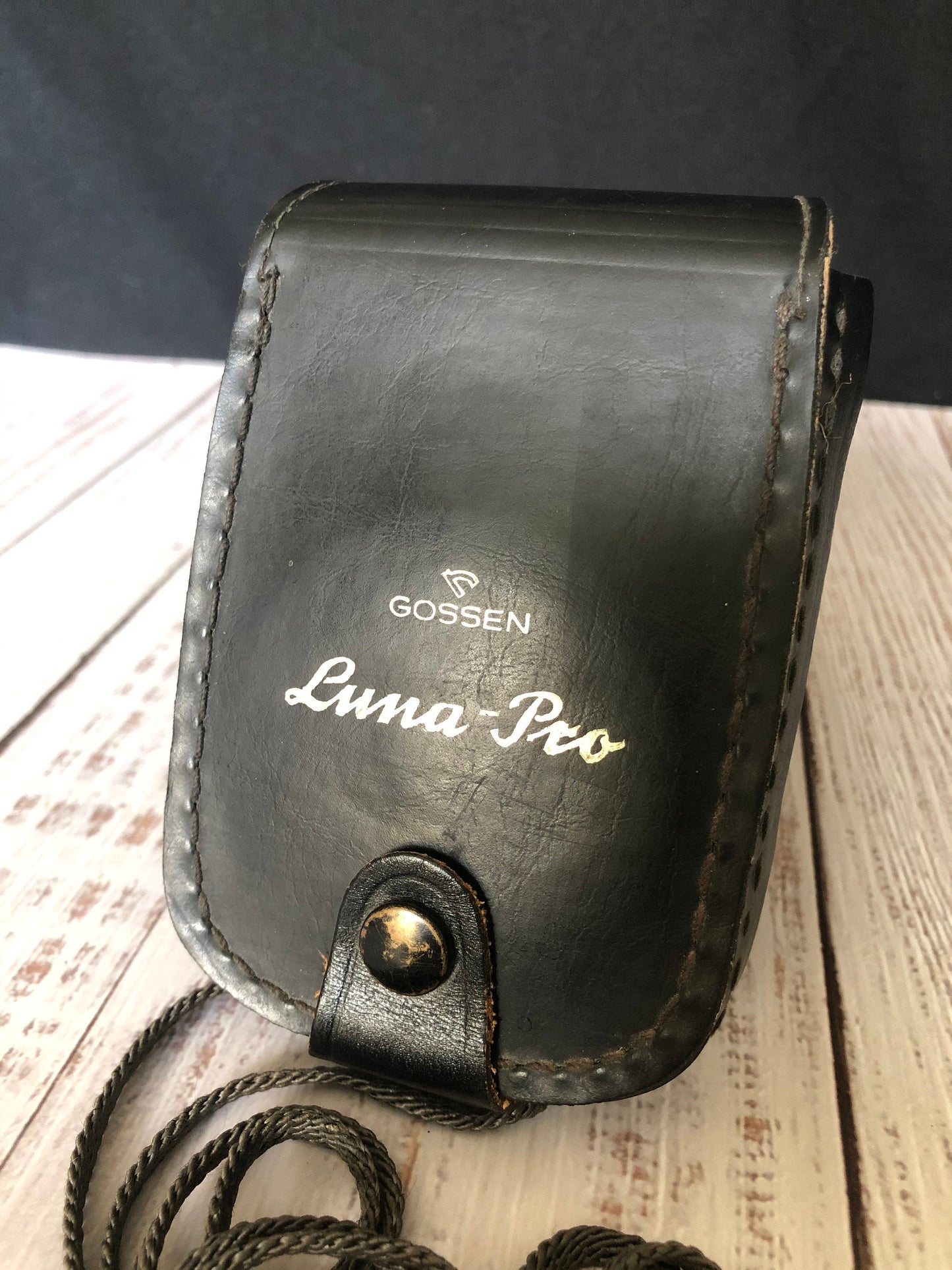 1970s Gossen Luna Professional Black Model in Original Genuine Leather Red Velvet Case, Made in Germany